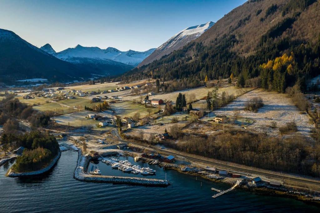 Moonvalley Lodge - Stort & Koselig Hus - Mandalen Bagian luar foto